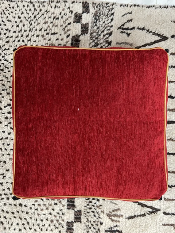 Moroccan ottoman pouf - Red Classic