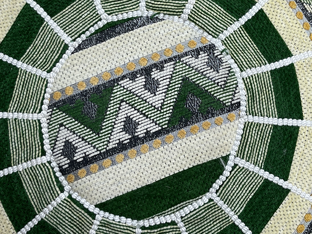 Moroccan ottoman pouf - Envy Elixir