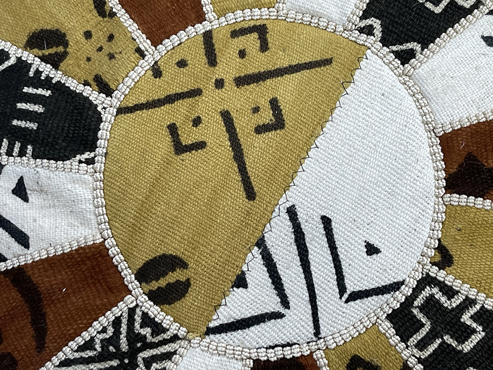 Moroccan ottoman pouf - Savannah Souk