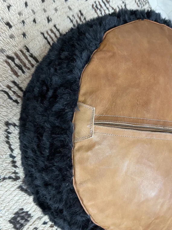 Moroccan ottoman pouf - Midnight Medina