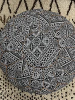 Moroccan ottoman pouf - Zebra Zen