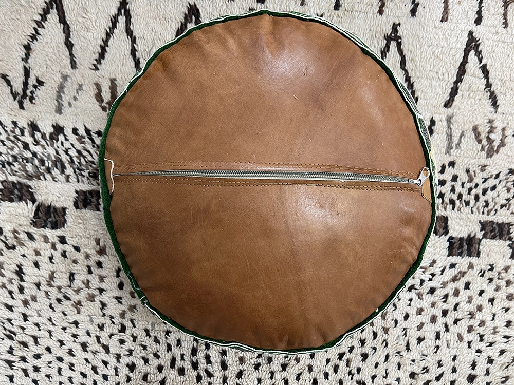 Moroccan ottoman pouf - Envy Elixir