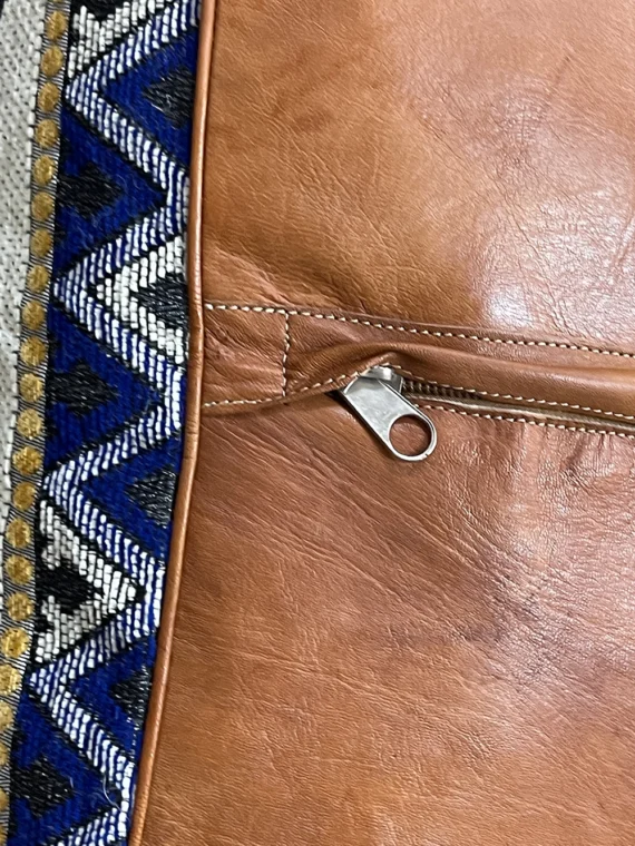 Moroccan ottoman pouf - Atlas Adventure