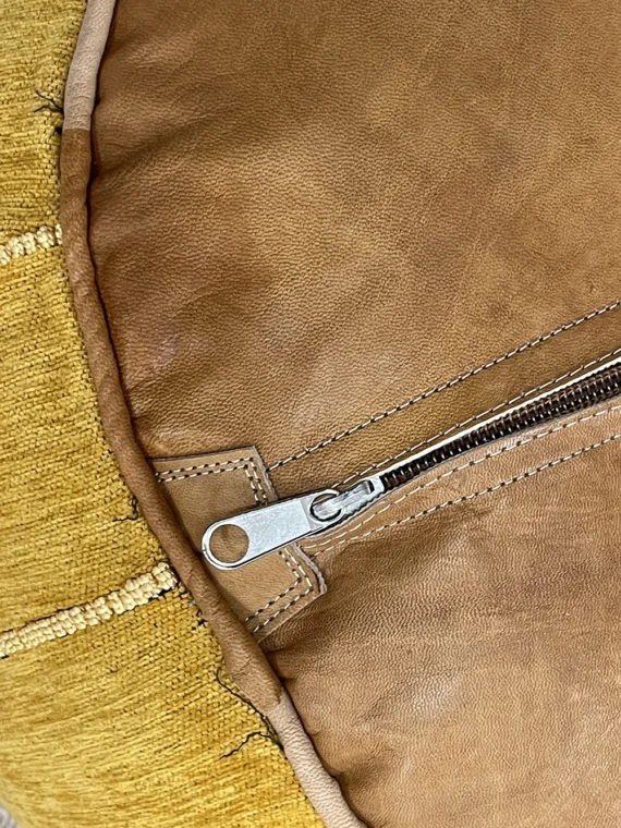 Moroccan ottoman pouf - Nomad's Nest