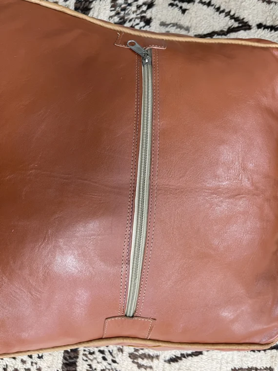 Moroccan ottoman pouf - Tannery Tuft